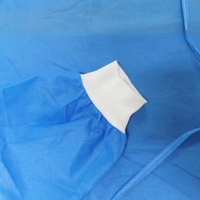 90% Filter Rating Wegwerp AAMI Level 3 Beschermende isolatie SMS 45gsm OEM jurken