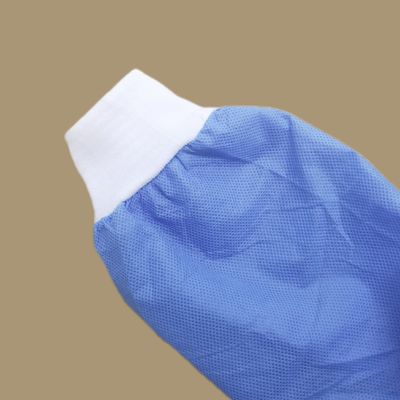 Eenmalig niet-steriele AAMI-isolatiejas van niveau 1/2/3 voor hypo-allergene volwassenenbescherming